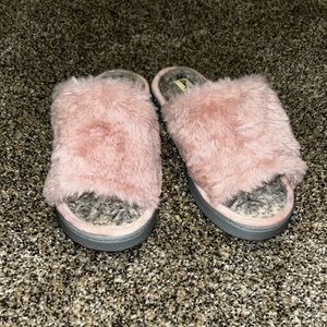 Fuzzy slippers